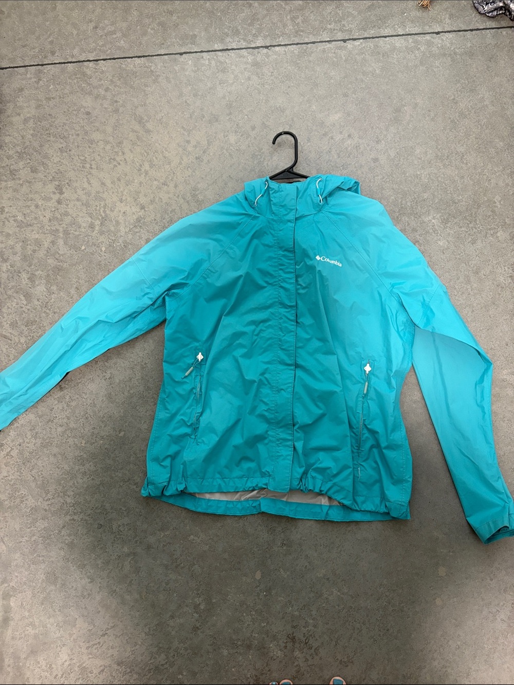 Women’s Columbia rain coat